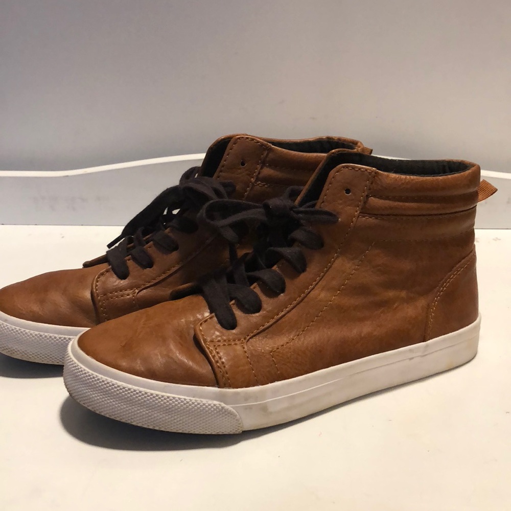 Boys boot